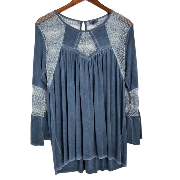 POL Tops - POL Boho Lace Bell Sleeve Top